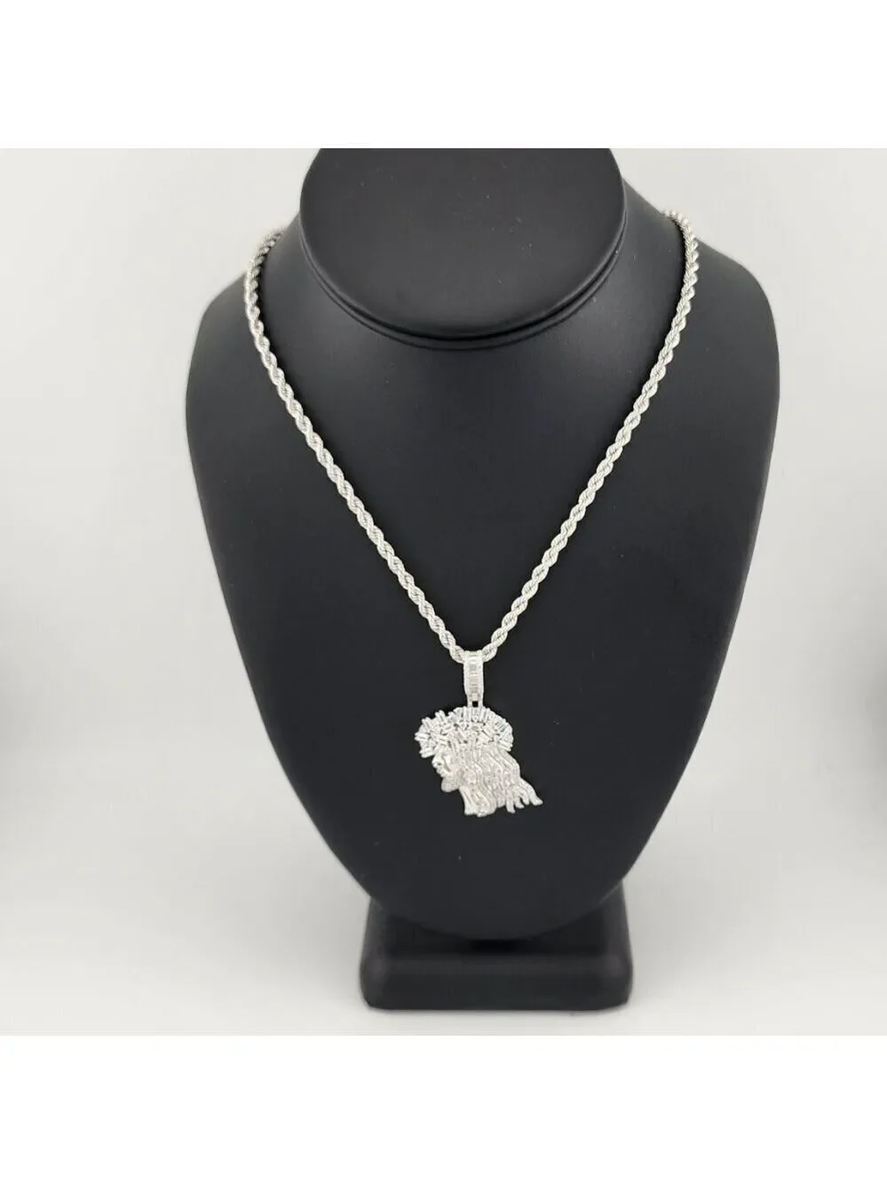 Brand New Sterling Silver 925 Jesus Side Face Necklace